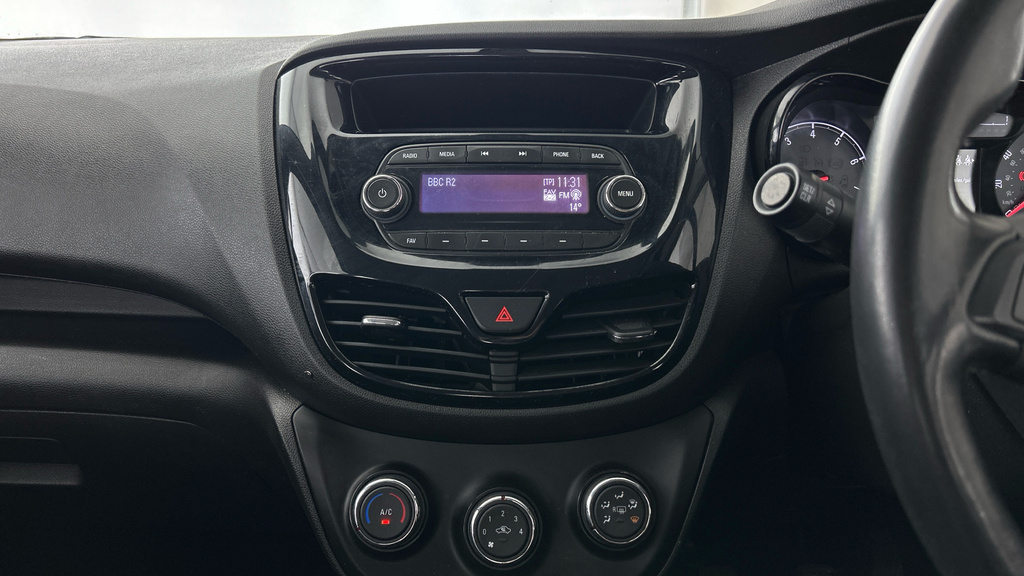 Vauxhall Viva 1.0I Se Hatchback Euro 6 73 Ps Silver #14
