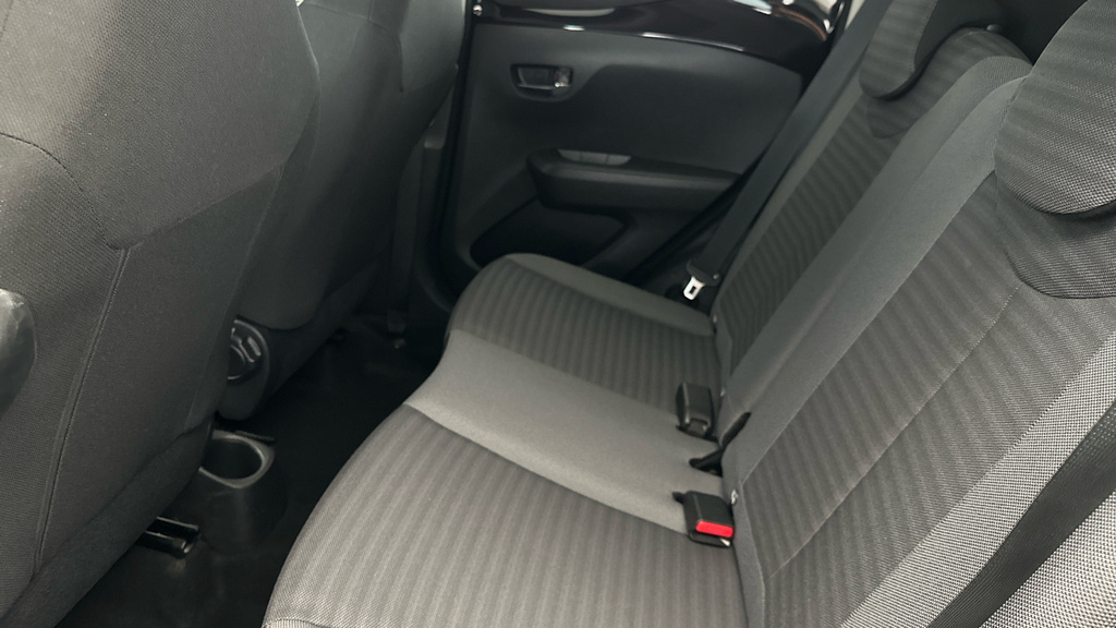 Toyota Aygo X Vvt-i X-play White #17