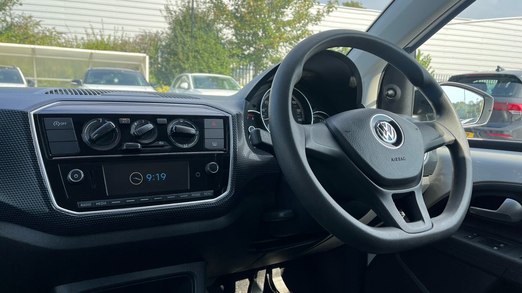 Volkswagen Up 1.0 Up Hatchback Euro 6 Ss White #12