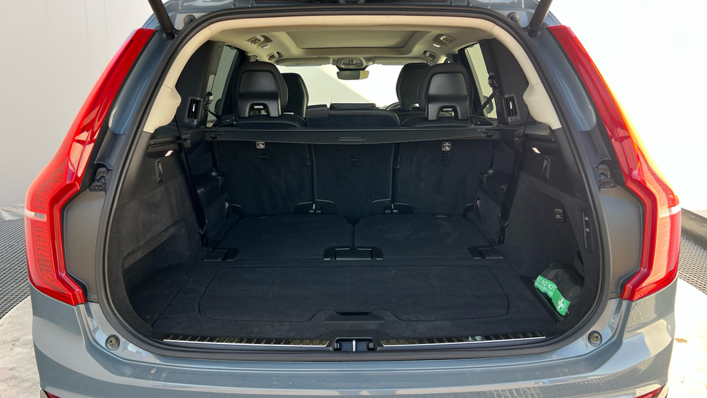 Volvo XC90 B5 Awd Mild Hybrid, Ultimate Dark22 Allo Black #15