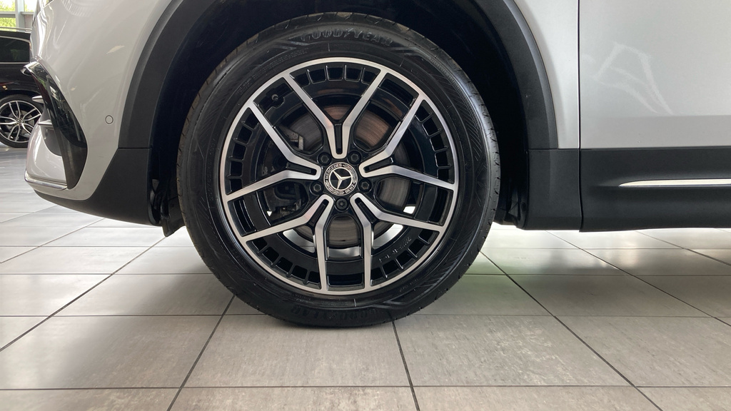 Mercedes-Benz EQB Eqb 350 66.5Kwh Amg Line Premium Plus Suv El Black #17