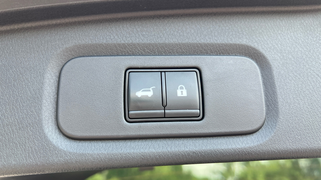 Nissan Qashqai 1.3 Dig-t Mh Acenta Premium White #9