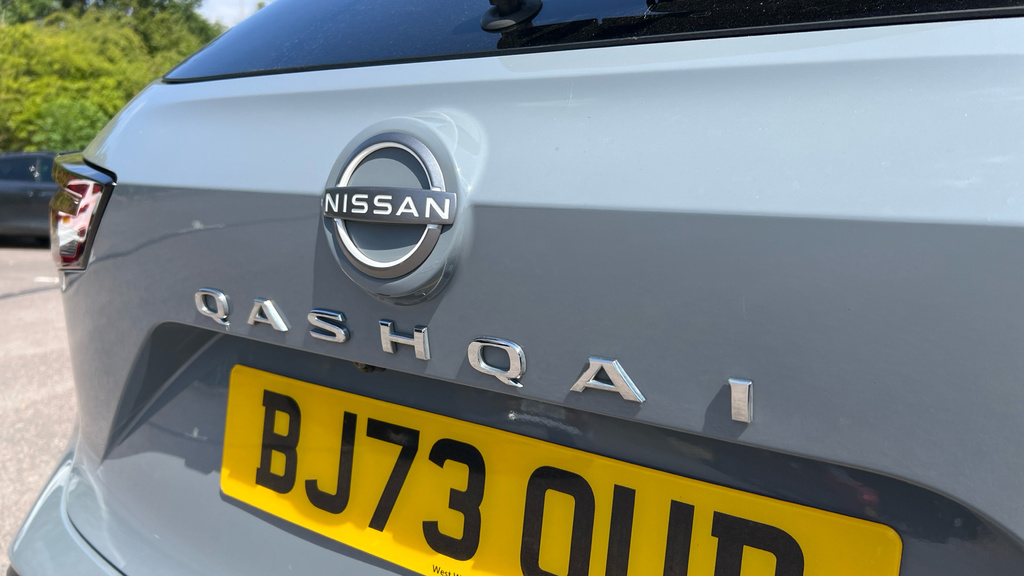 Nissan Qashqai 1.3 Dig-t Mh Acenta Premium White #60