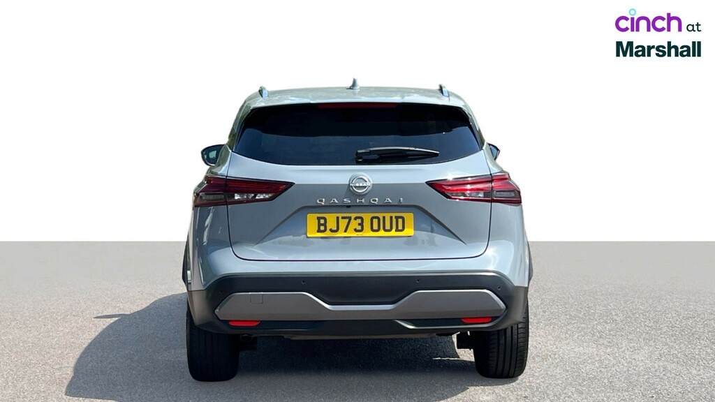 Nissan Qashqai 1.3 Dig-t Mh Acenta Premium White #7
