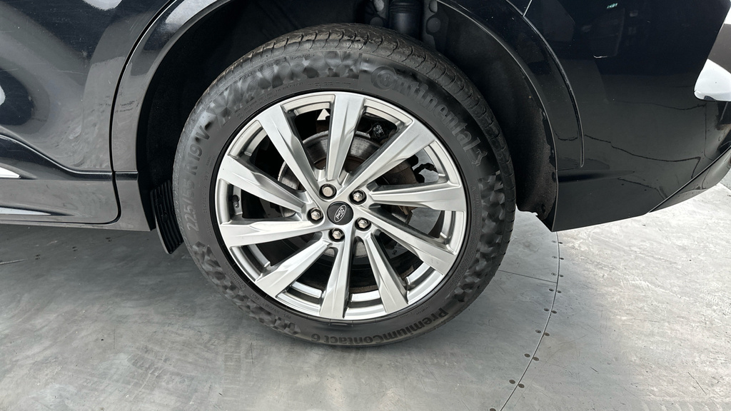 Ford Kuga St-line X Edition 2.5 Fhev 200Ps 2Wd Silver #24
