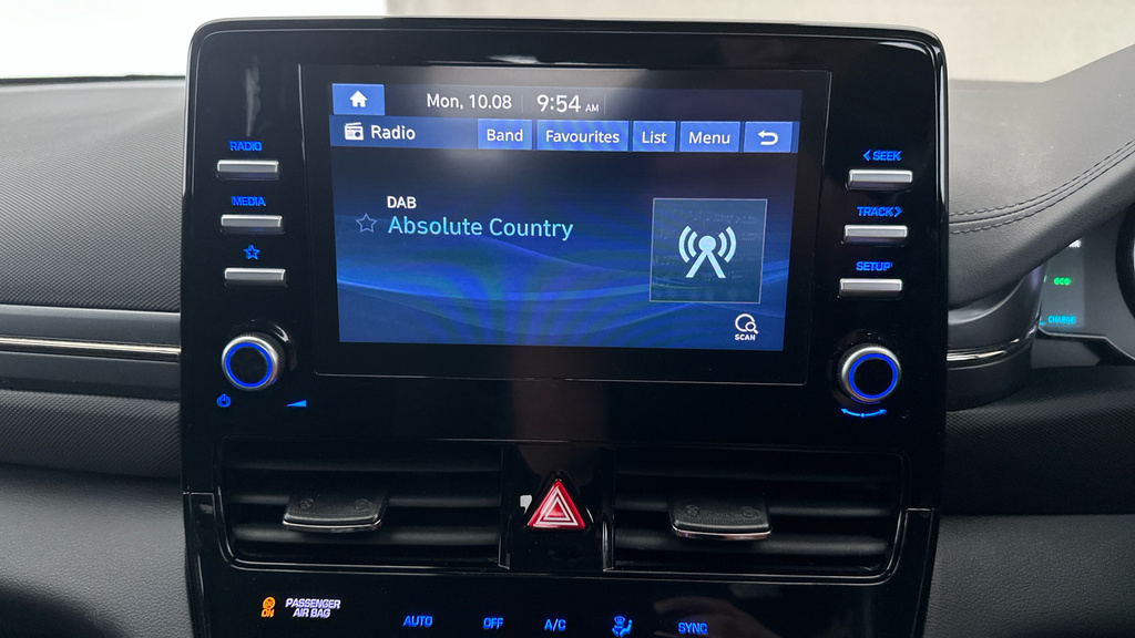 Hyundai Ioniq Premium Se Silver #14