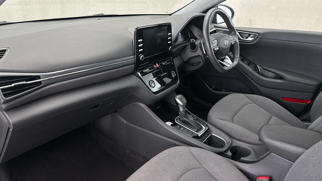 Hyundai Ioniq Premium Se Silver #11