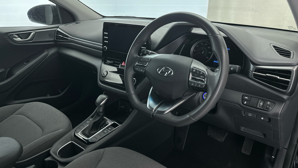 Hyundai Ioniq Premium Se Silver #10