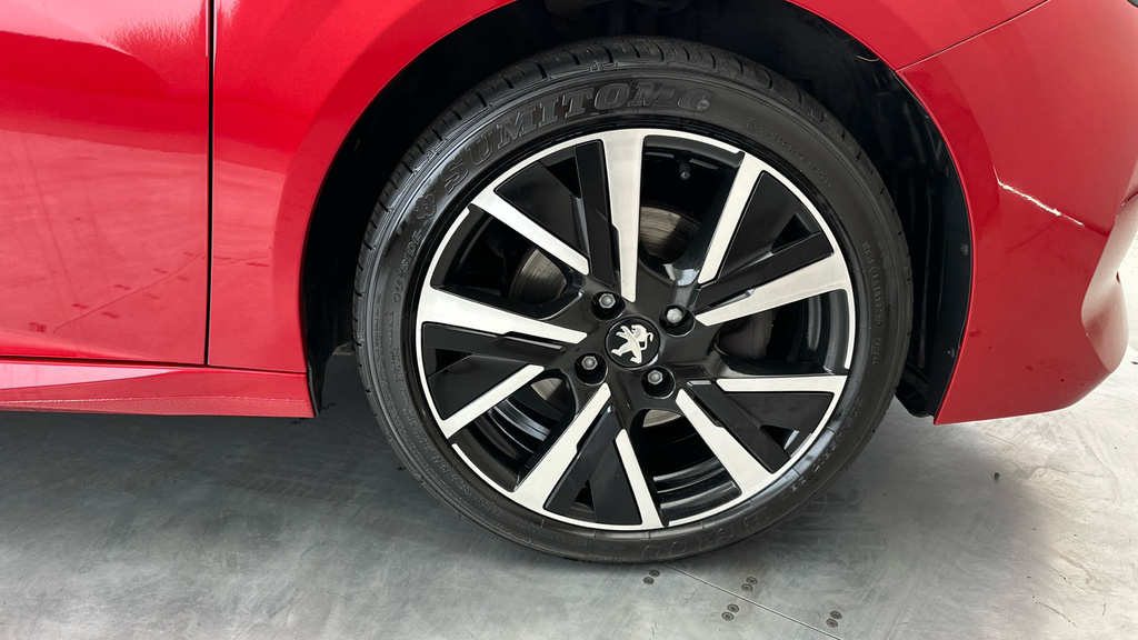 Peugeot 208 Hatchback 1.2 Puretech Allure Premium Euro 6 Ss Black #24