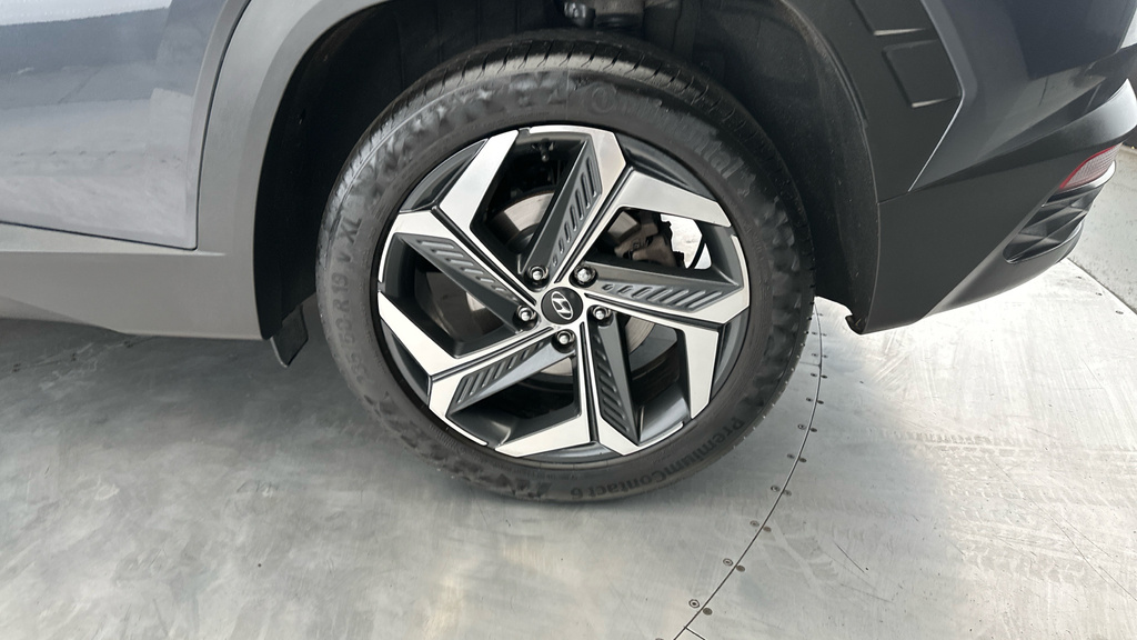 Hyundai Tucson 1.6 Tgdi Premium 2Wd Grey #24