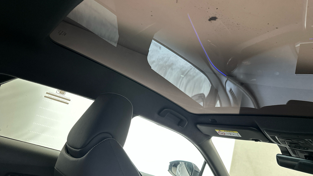 Toyota C-Hr C-hr Design Hev Cvt White #4