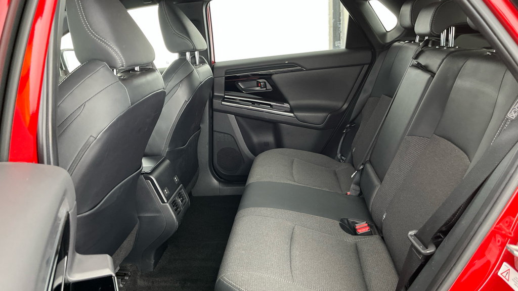 Toyota bZ4X 160Kw Premiere Edition 71.4Kwh Awd Silver #19