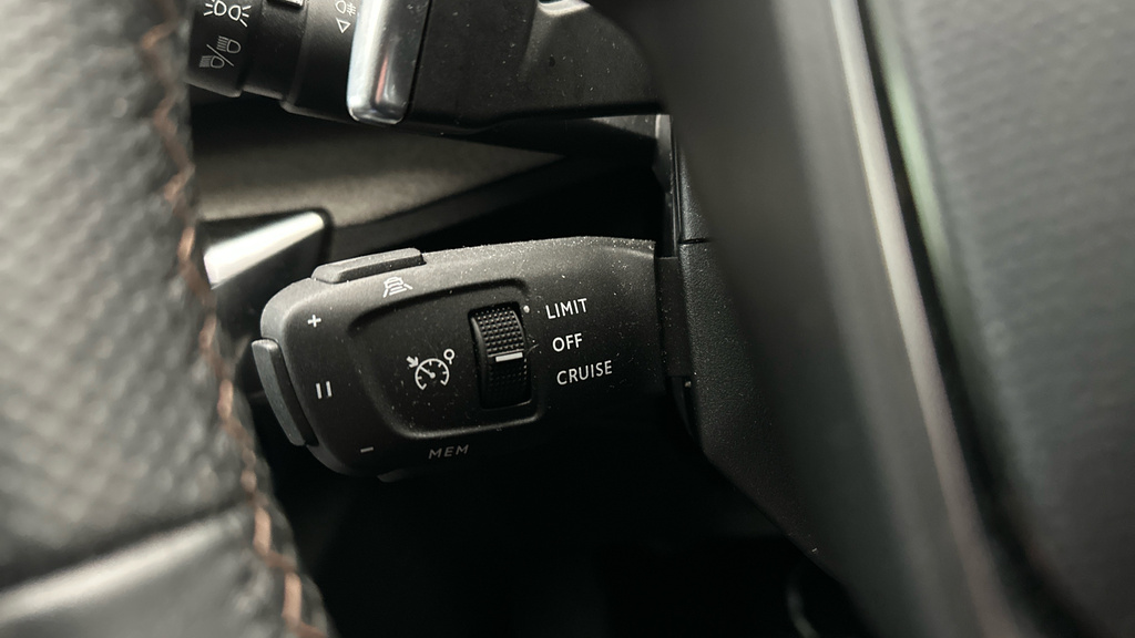 Peugeot 5008 1.2 Puretech Allure Premium Suv Eat E White #16