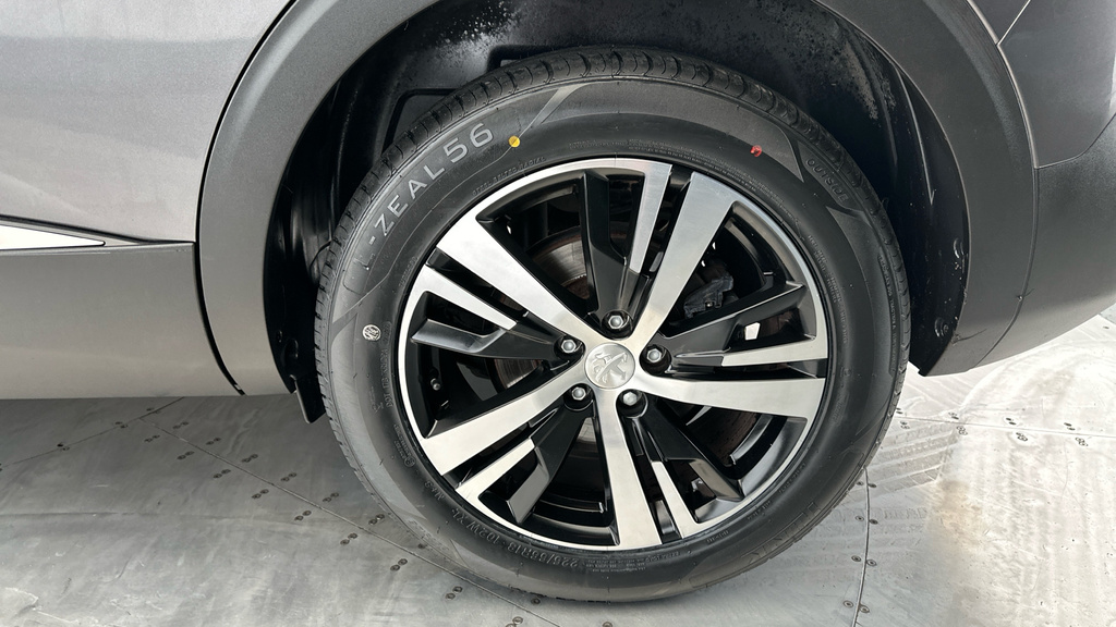 Peugeot 5008 1.2 Puretech Allure Premium Suv Eat E White #25