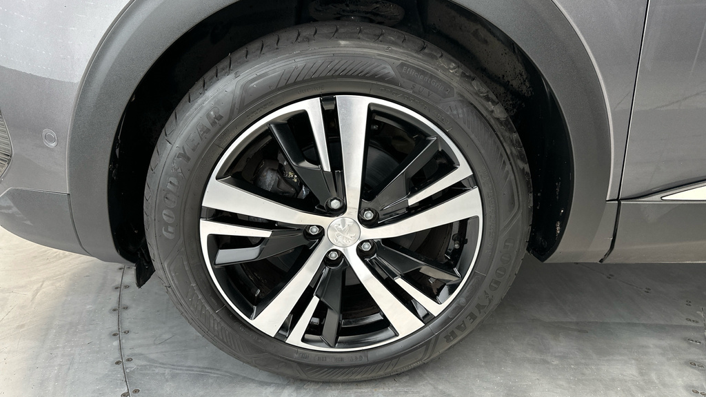 Peugeot 5008 1.2 Puretech Allure Premium Suv Eat E White #24