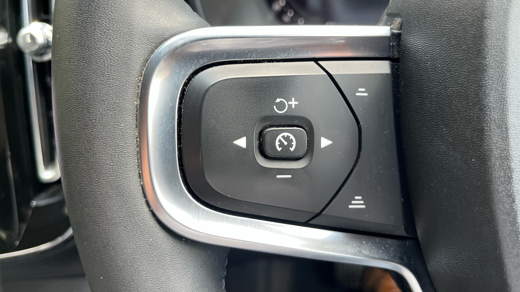 Volvo XC40 Recharge Inscription Pro, T5 Plug-in Hybrid Black #24