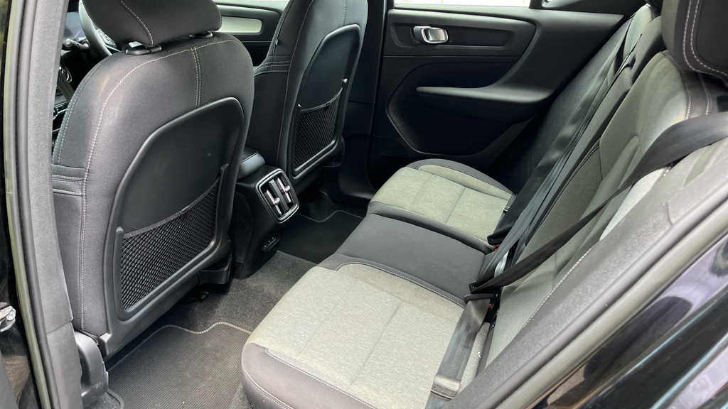 Volvo XC40 Recharge Inscription Pro, T5 Plug-in Hybrid Black #14