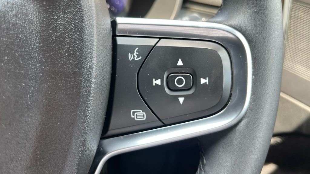 Volvo XC40 Recharge Inscription Pro, T5 Plug-in Hybrid Black #25