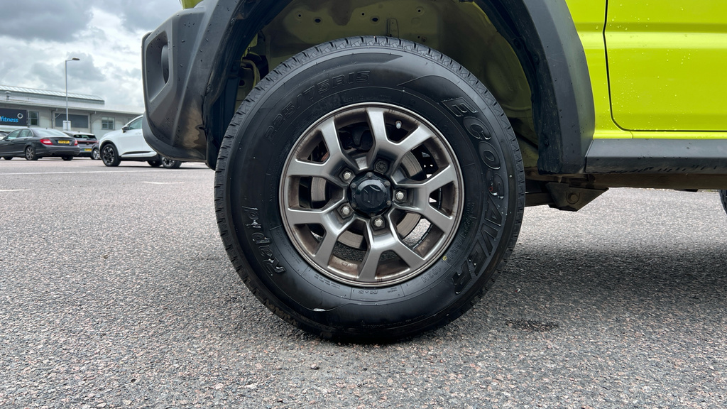 Suzuki Jimny 1.5 Sz4 Suv Allgrip Silver #20