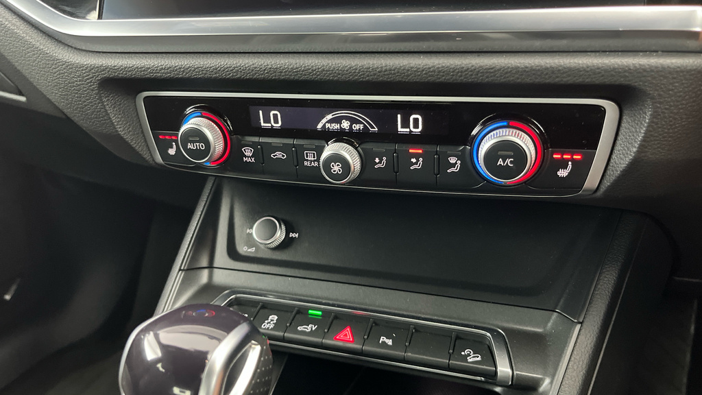 Audi Q3 35 Tdi Sport S Tronic Comfortsound Pack Black #14