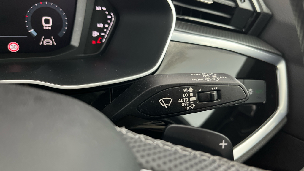 Audi Q3 35 Tdi Sport S Tronic Comfortsound Pack Black #17