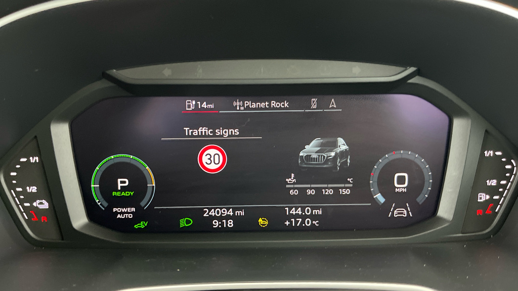 Audi Q3 35 Tdi Sport S Tronic Comfortsound Pack Black #25