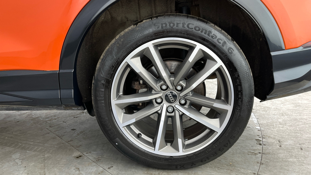 Audi Q3 35 Tdi Sport S Tronic Comfortsound Pack Black #30