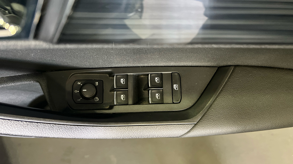 Skoda Karoq 2018 Suv 2.0Tdi 150Ps Scr 4X4 Se Dsg Grey #31