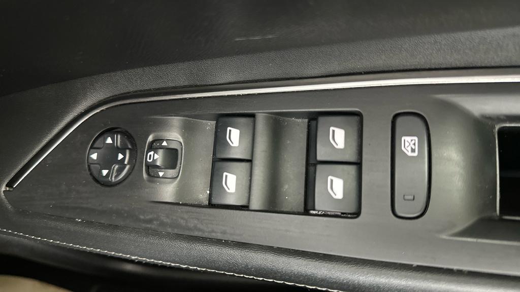 Peugeot 3008 Allure Grey #12