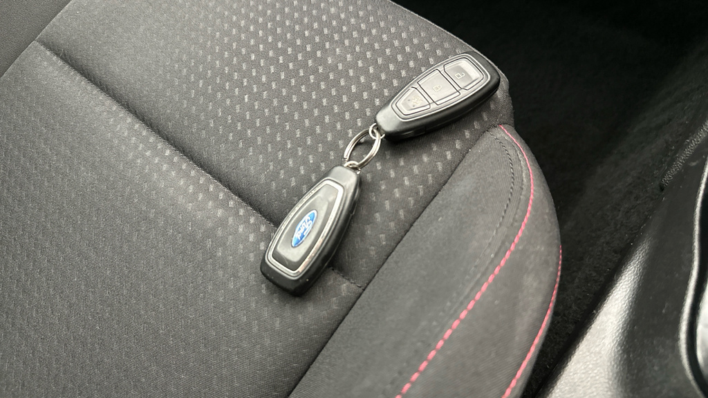 Ford Focus 1.0T Ecoboost Titanium X Estate Blue #25