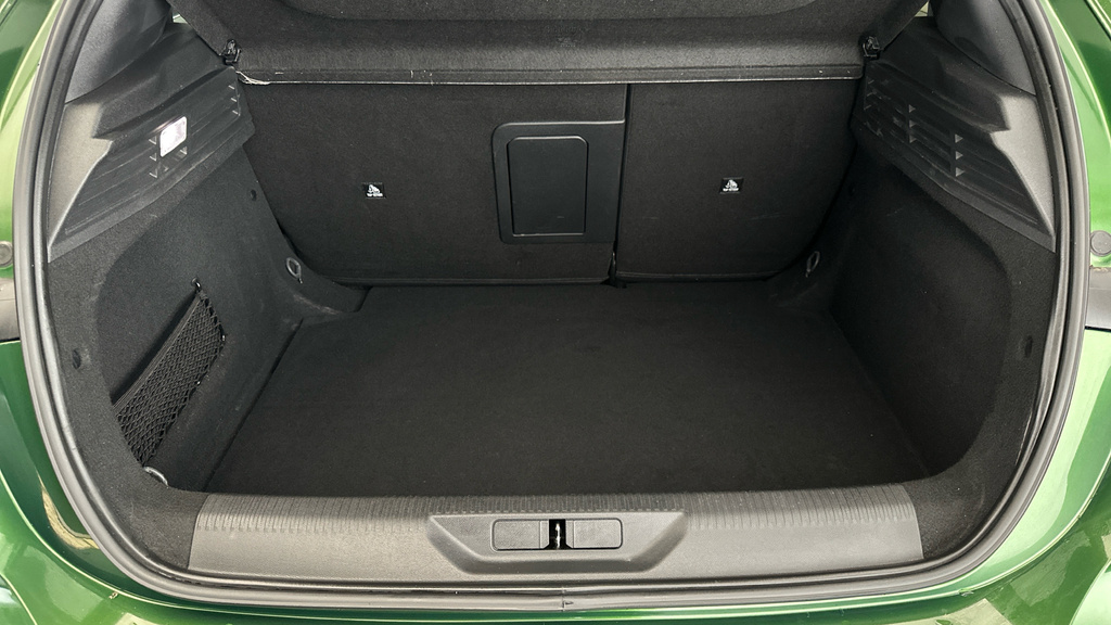 Peugeot 308 1.2 Puretech 130 Allure Premium Eat8 Blue #23