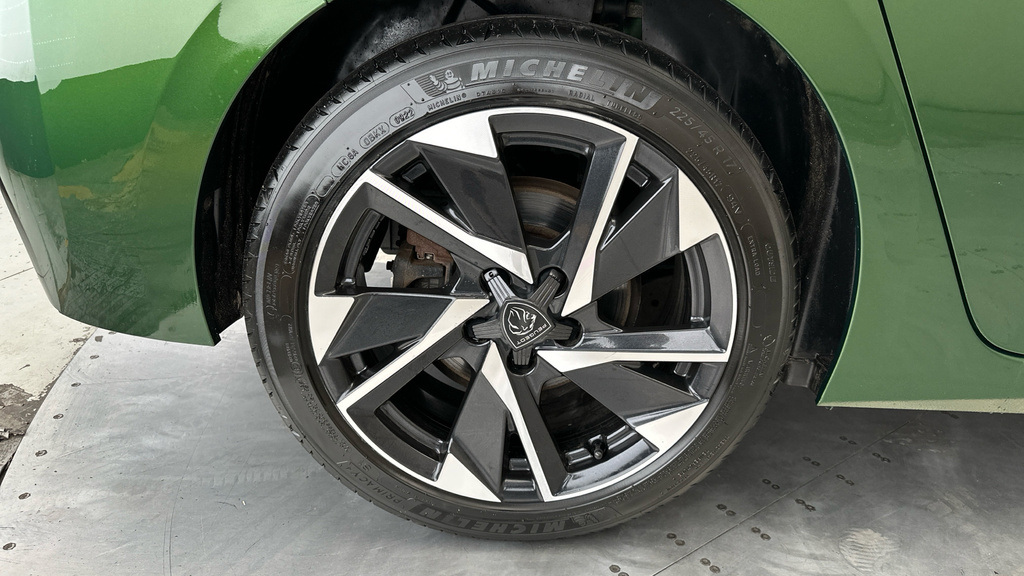 Peugeot 308 1.2 Puretech 130 Allure Premium Eat8 Blue #27