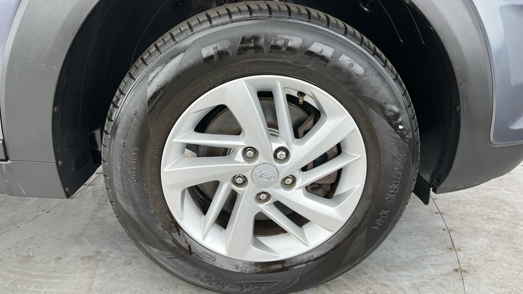 Hyundai Tucson 1.6 Gdi Se Nav 2Wd White #24