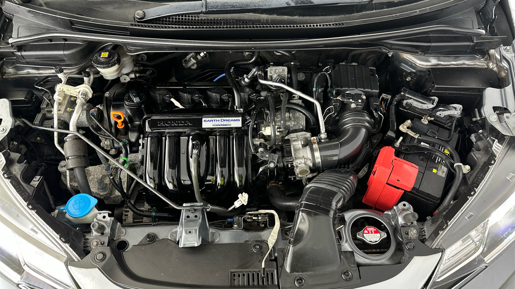 Honda Jazz 1.5 I-vtec Sport Navi Grey #25