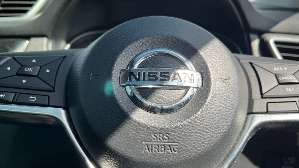 Nissan Qashqai 1.3 Dig-t 160 Tekna Grey #26