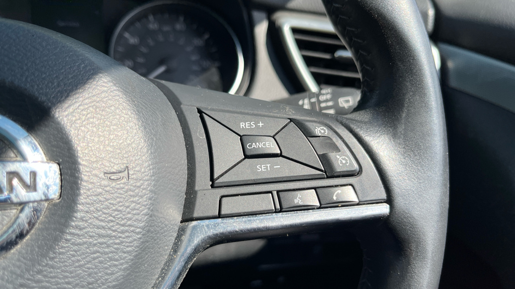 Nissan Qashqai 1.3 Dig-t 160 Tekna Grey #28