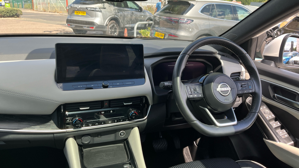 Nissan Qashqai 1.3 Dig-t Mh Acenta Premium Grey #11