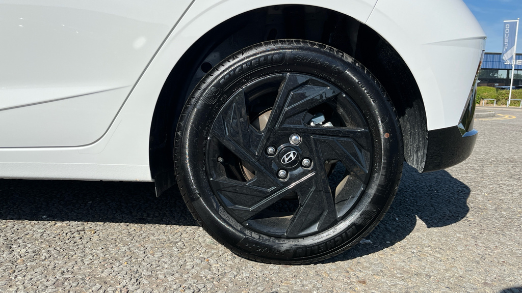 Hyundai I20 1.0 T-gdi Black Line Euro 6 Ss  #28