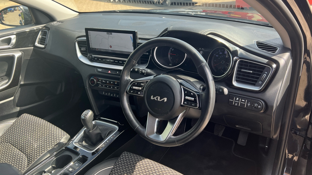 Kia Xceed 1.5 T-gdi 3 Suv Euro 6 Ss 13 White #9