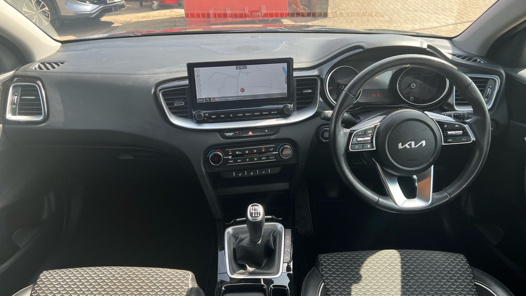 Kia Xceed 1.5 T-gdi 3 Suv Euro 6 Ss 13 White #11