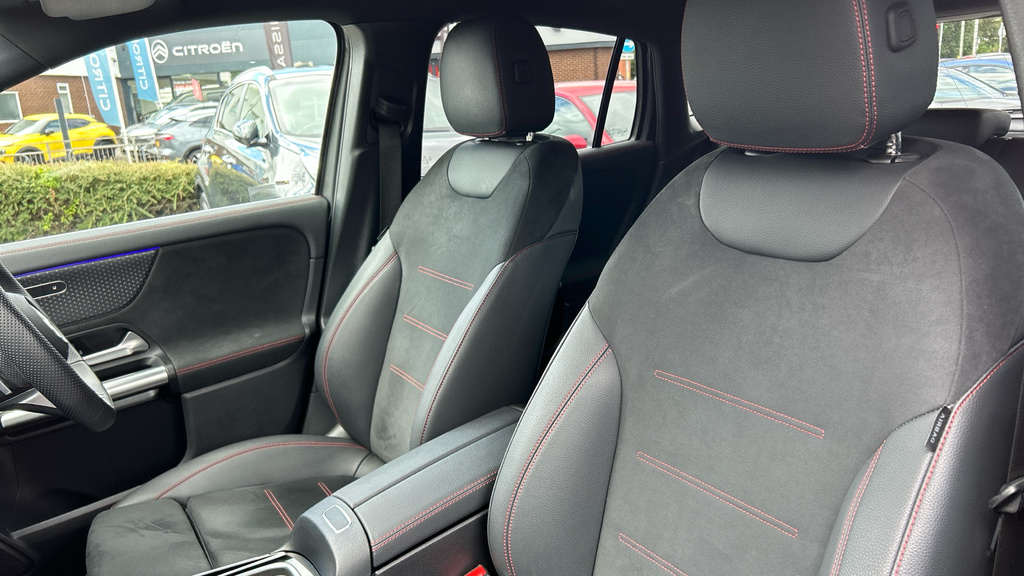 Mercedes-Benz EQA 250 140Kw Urban Edition 70.5Kwh Black #25