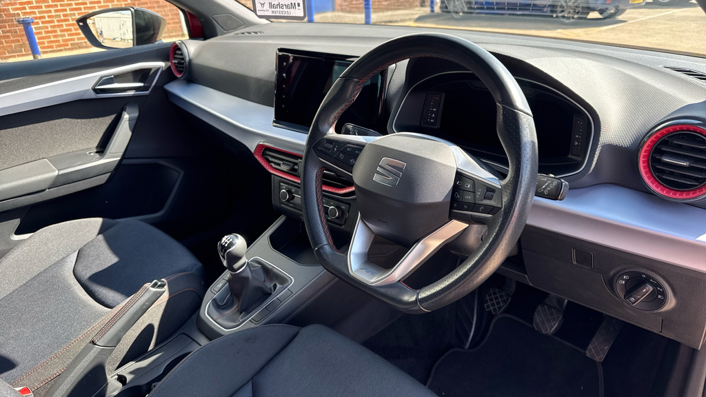 Seat Ibiza Fr 1.0 Tsi 95 5-Speed White #9