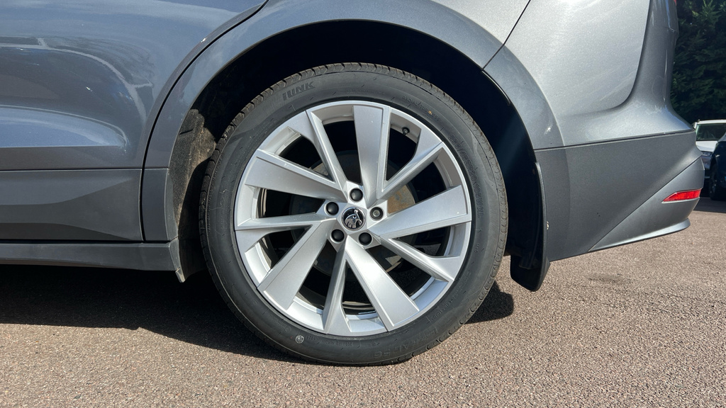 Skoda ENYAQ 80 Sportline Plus Black #26