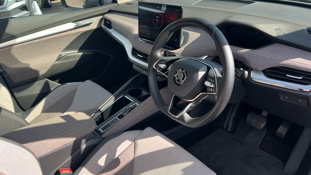 Skoda ENYAQ 80 Sportline Plus Black #9