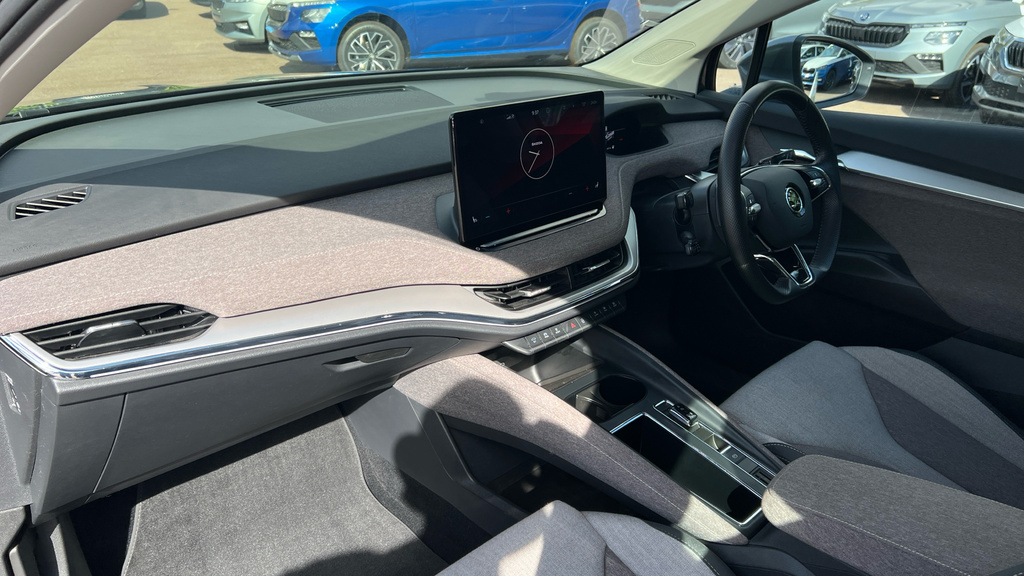 Skoda ENYAQ 80 Sportline Plus Black #10