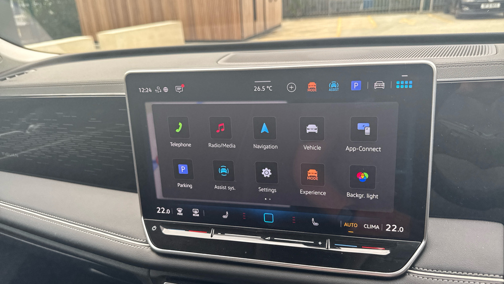 Volkswagen Tiguan 2.0 Tdi R-line Dsg #25