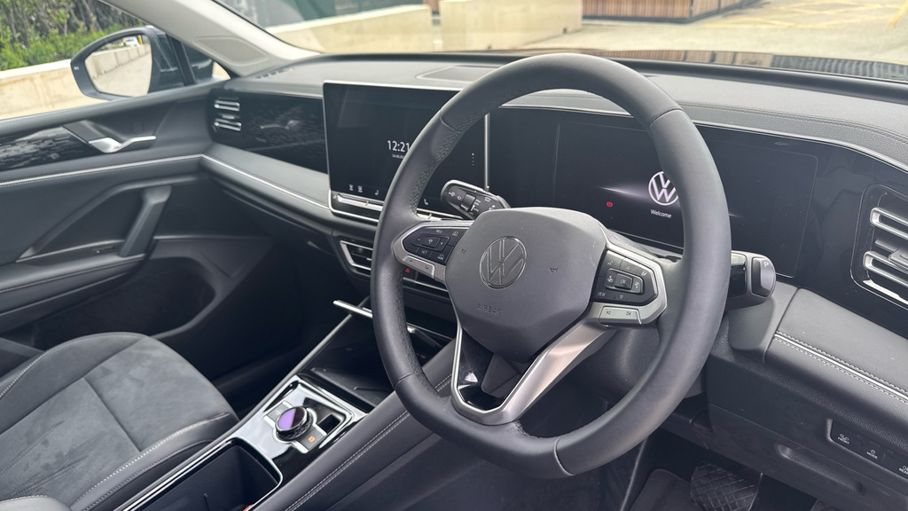 Volkswagen Tiguan 2.0 Tdi R-line Dsg #9