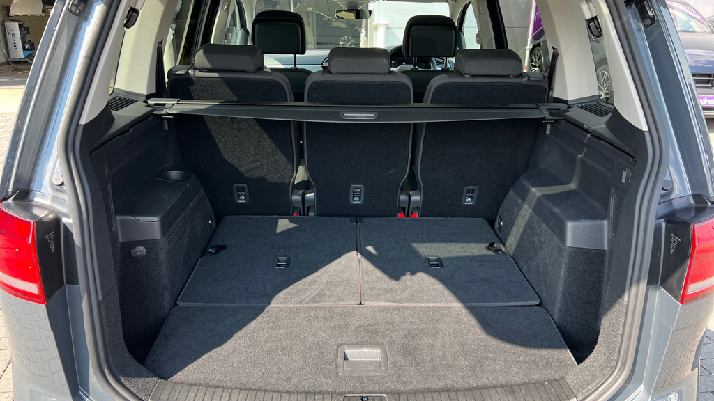 Volkswagen Touran 1.5 Tsi Evo Match Grey #24