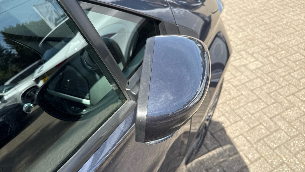 Renault Zoe Zoe 80Kw Se R110 50Kwh Rapid Charge Hatch White #4