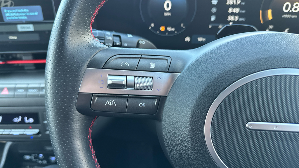 Hyundai Kona 160Kw Ultimate 65Kwh Black #40